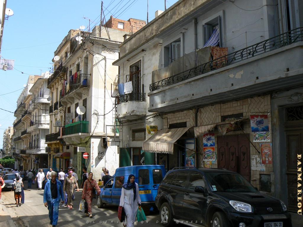 rue Arago a droite rue de Lille .jpg